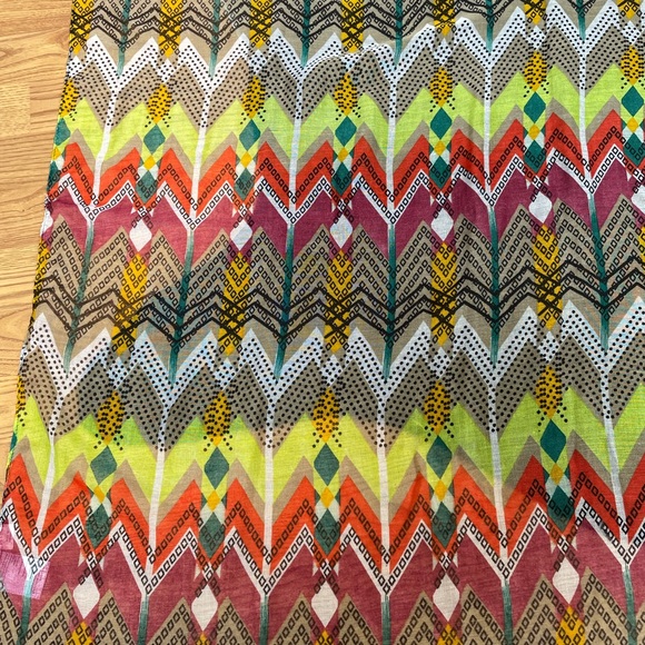 Vibrant colored scarf/wrap. May also be used as a tablecloth. - Picture 2 of 9